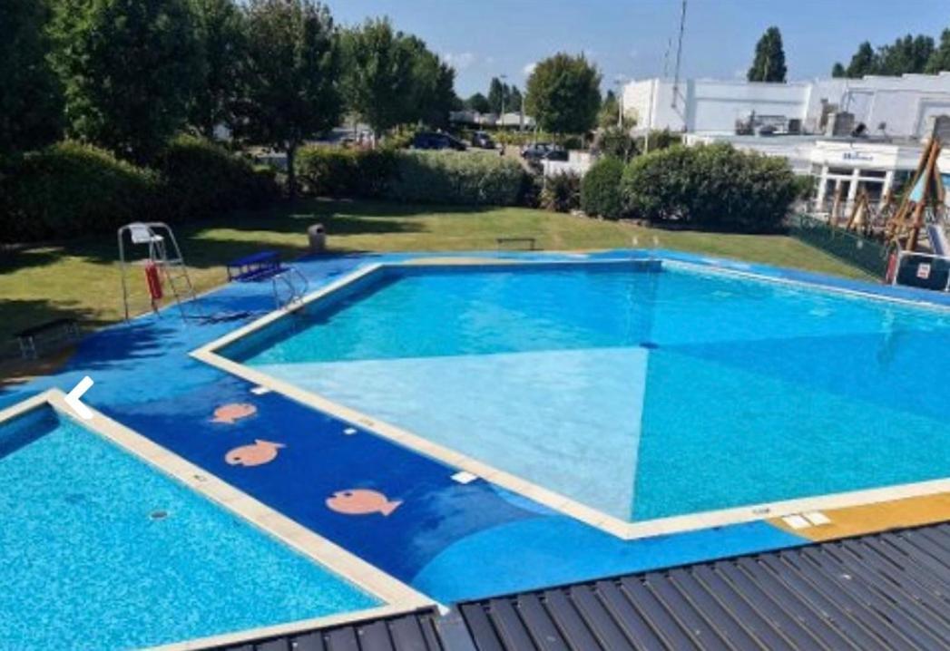 Curlews Nest, Rockley Park Hotell Poole Exteriör bild